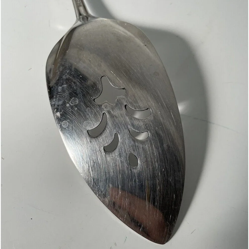 Oneida Stainless Silver Tone Marquette‎ Pierced Pie Server Vintage Cake